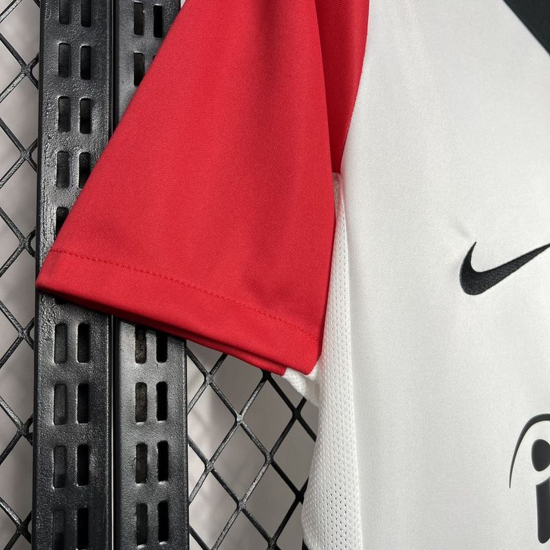 Camisa Eintracht Frankfurt Home 24/25 Torcedor Branca