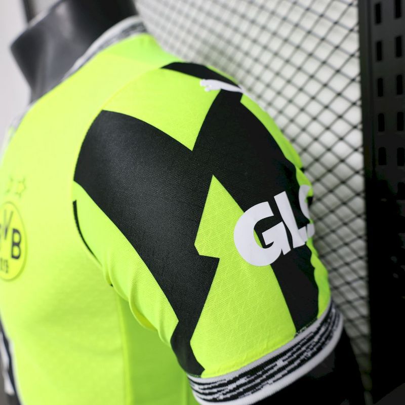 Camisa Borussia Dortmund Especial 25/26 Jogador Verde Neon