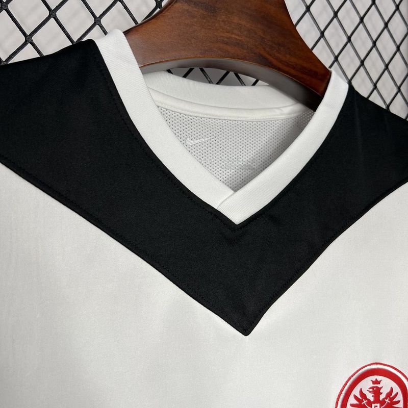 Camisa Eintracht Frankfurt Home 24/25 Torcedor Branca