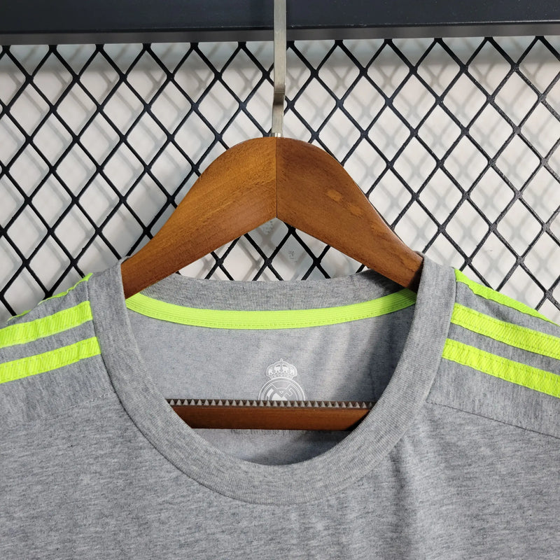 Camisa Real Madrid Away 15/16 Retrô - Torcedor Cinza