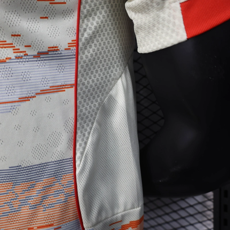 Camisa Bayern de Munique Away 25/26 Jogador Branca e Laranja